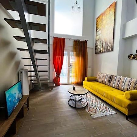 Escala Luxury Loft 2 In The Center &Free Parking Leilighet Volos Eksteriør bilde